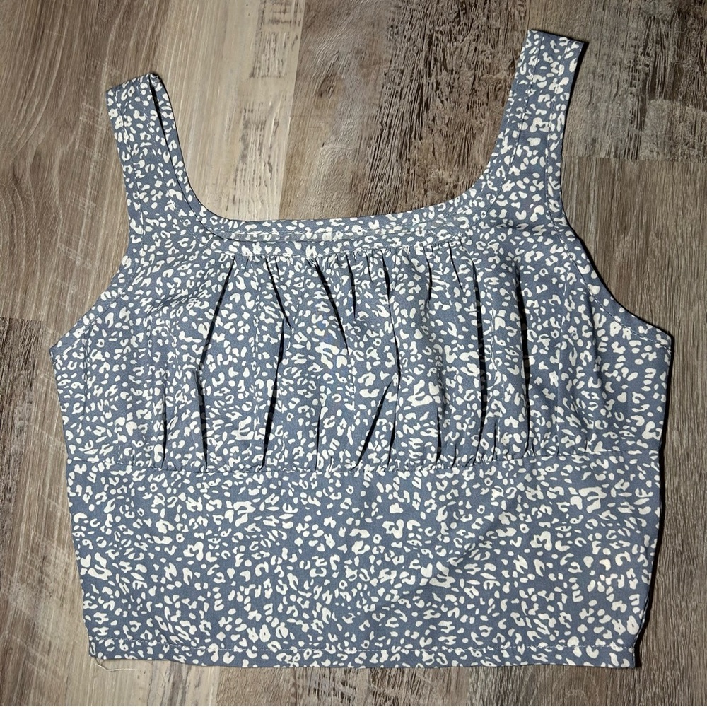 ROMWE Blue and White Leopard Print Pleated Crop Tank Top Small size 4